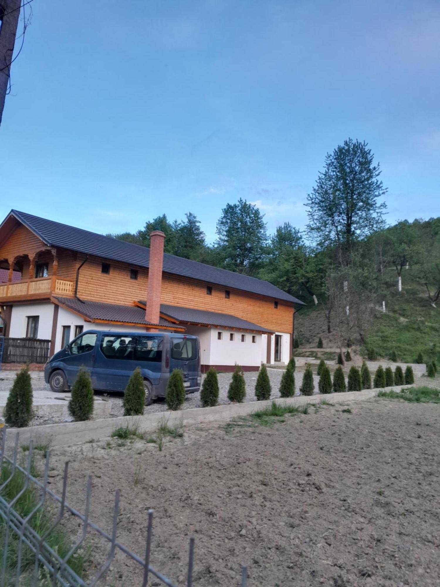 Pensiunea Malinul Birsana Exterior photo